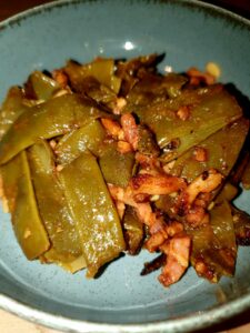 Judías con bacon